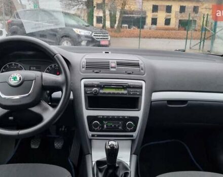 Синій Шкода Октавія, об'ємом двигуна 1.4 л та пробігом 235 тис. км за 7500 $, фото 7 на Automoto.ua