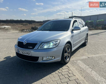 Синий Шкода Октавия, объемом двигателя 1.6 л и пробегом 256 тыс. км за 7950 $, фото 18 на Automoto.ua