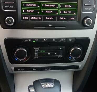 Синий Шкода Октавия, объемом двигателя 1.6 л и пробегом 270 тыс. км за 7700 $, фото 8 на Automoto.ua