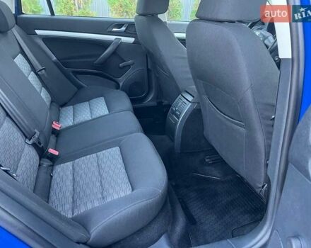 Шкода Октавия 2010 в Полтаве на Automoto.ua Синий Шкода Октавия, объемом двигателя 1.6 л и пробегом 233 тыс. км за 7800 $, фото 87 на Automoto.ua