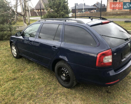 Синий Шкода Октавия, объемом двигателя 0 л и пробегом 230 тыс. км за 4750 $, фото 4 на Automoto.ua