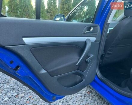 Шкода Октавия 2010 в Полтаве на Automoto.ua Синий Шкода Октавия, объемом двигателя 1.6 л и пробегом 233 тыс. км за 7800 $, фото 78 на Automoto.ua