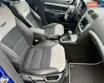 Синій Шкода Октавія, об'ємом двигуна 2 л та пробігом 205 тис. км за 11000 $, фото 52 на Automoto.ua