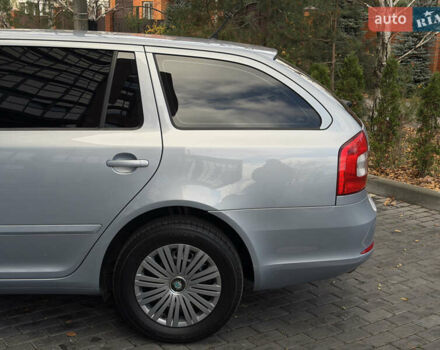 Синий Шкода Октавия, объемом двигателя 1.6 л и пробегом 186 тыс. км за 8400 $, фото 65 на Automoto.ua