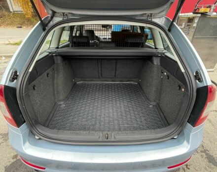 Синій Шкода Октавія, об'ємом двигуна 1.6 л та пробігом 361 тис. км за 6307 $, фото 10 на Automoto.ua