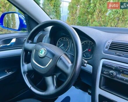 Шкода Октавия 2010 в Полтаве на Automoto.ua Синий Шкода Октавия, объемом двигателя 1.6 л и пробегом 233 тыс. км за 7800 $, фото 95 на Automoto.ua