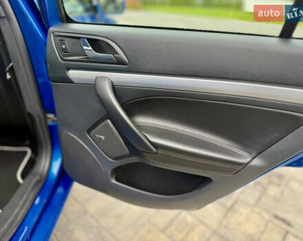 Синій Шкода Октавія, об'ємом двигуна 2 л та пробігом 205 тис. км за 11000 $, фото 46 на Automoto.ua