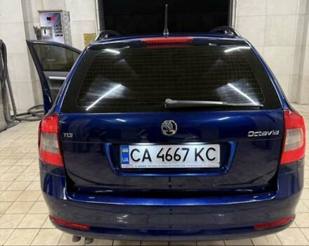 Синий Шкода Октавия, объемом двигателя 1.9 л и пробегом 300 тыс. км за 7800 $, фото 4 на Automoto.ua