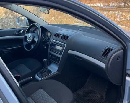 Синий Шкода Октавия, объемом двигателя 1.4 л и пробегом 212 тыс. км за 6400 $, фото 15 на Automoto.ua