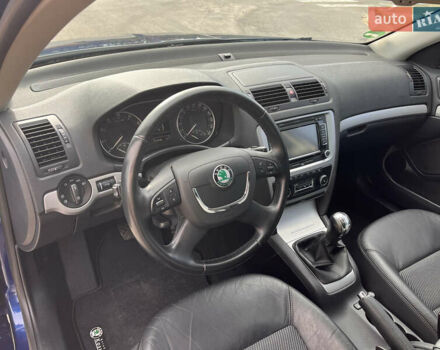 Синий Шкода Октавия, объемом двигателя 1.8 л и пробегом 223 тыс. км за 7600 $, фото 8 на Automoto.ua