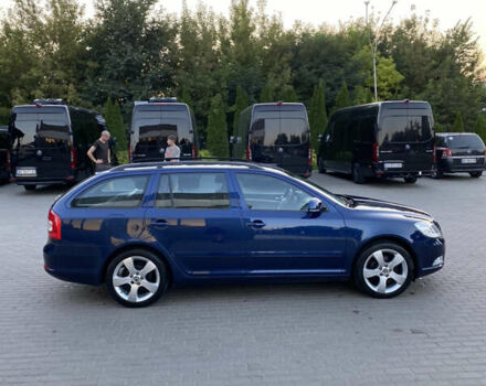 Синий Шкода Октавия, объемом двигателя 1.8 л и пробегом 209 тыс. км за 7500 $, фото 5 на Automoto.ua