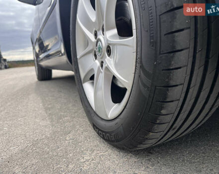 Синий Шкода Октавия, объемом двигателя 1.8 л и пробегом 223 тыс. км за 7600 $, фото 12 на Automoto.ua