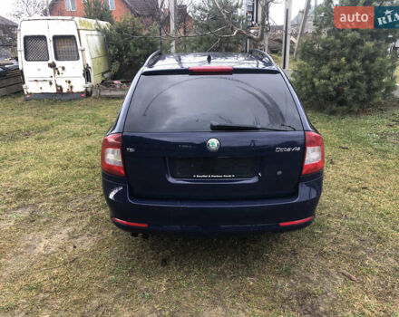 Синий Шкода Октавия, объемом двигателя 0 л и пробегом 230 тыс. км за 4750 $, фото 3 на Automoto.ua