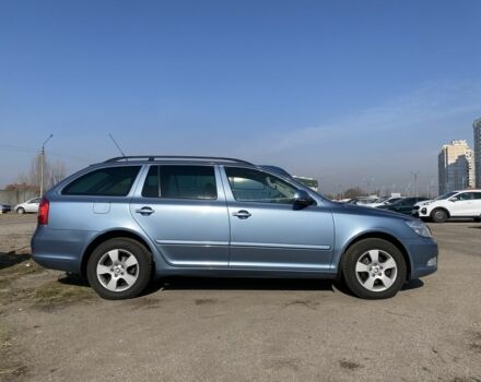 Синий Шкода Октавия, объемом двигателя 0 л и пробегом 228 тыс. км за 8000 $, фото 3 на Automoto.ua