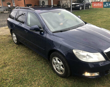 Синий Шкода Октавия, объемом двигателя 0 л и пробегом 230 тыс. км за 4750 $, фото 1 на Automoto.ua