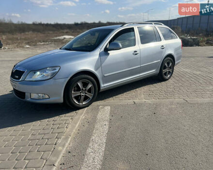 Синий Шкода Октавия, объемом двигателя 1.6 л и пробегом 256 тыс. км за 7950 $, фото 17 на Automoto.ua