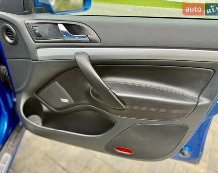 Синій Шкода Октавія, об'ємом двигуна 2 л та пробігом 205 тис. км за 11000 $, фото 50 на Automoto.ua