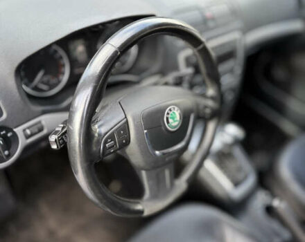 Синий Шкода Октавия, объемом двигателя 1.6 л и пробегом 215 тыс. км за 9500 $, фото 11 на Automoto.ua