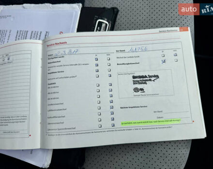 Синій Шкода Октавія, об'ємом двигуна 2 л та пробігом 205 тис. км за 11000 $, фото 70 на Automoto.ua