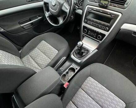 Синій Шкода Октавія, об'ємом двигуна 1.4 л та пробігом 215 тис. км за 7200 $, фото 16 на Automoto.ua