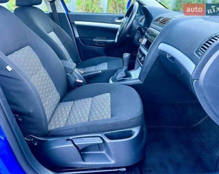 Шкода Октавия 2010 в Полтаве на Automoto.ua Синий Шкода Октавия, объемом двигателя 1.6 л и пробегом 233 тыс. км за 7800 $, фото 96 на Automoto.ua