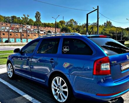 Синій Шкода Октавія, об'ємом двигуна 2 л та пробігом 250 тис. км за 9700 $, фото 5 на Automoto.ua