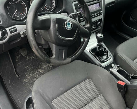 Синий Шкода Октавия, объемом двигателя 1.4 л и пробегом 273 тыс. км за 5900 $, фото 63 на Automoto.ua