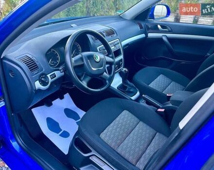 Шкода Октавия 2010 в Полтаве на Automoto.ua Синий Шкода Октавия, объемом двигателя 1.6 л и пробегом 233 тыс. км за 7800 $, фото 62 на Automoto.ua