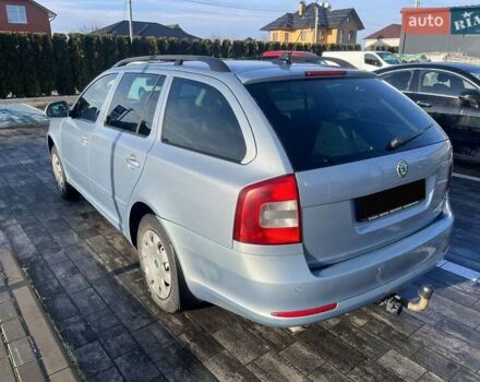 Синий Шкода Октавия, объемом двигателя 1.2 л и пробегом 202 тыс. км за 5200 $, фото 4 на Automoto.ua