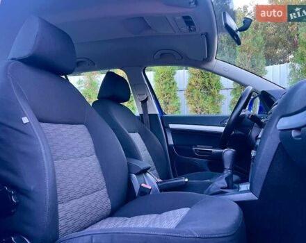 Шкода Октавия 2010 в Полтаве на Automoto.ua Синий Шкода Октавия, объемом двигателя 1.6 л и пробегом 233 тыс. км за 7800 $, фото 97 на Automoto.ua