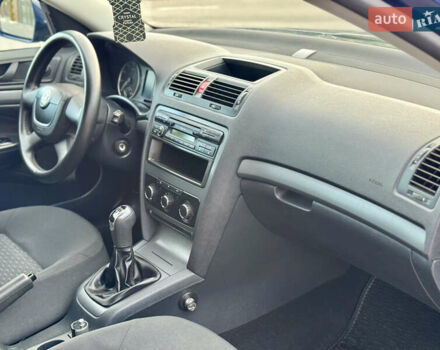 Синій Шкода Октавія, об'ємом двигуна 1.6 л та пробігом 256 тис. км за 6599 $, фото 36 на Automoto.ua