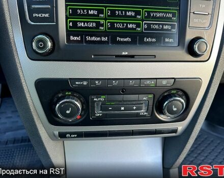 Шкода Октавия 2011 в Кривом Роге на Automoto.ua Синий Шкода Октавия, объемом двигателя 2 л и пробегом 263 тыс. км за 9500 $, фото 12 на Automoto.ua