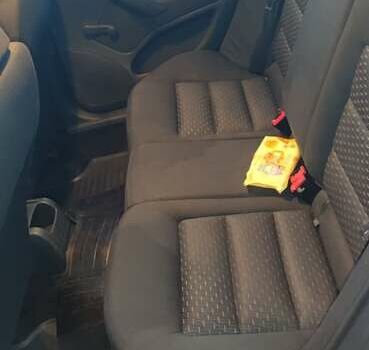 Синій Шкода Октавія, об'ємом двигуна 1.6 л та пробігом 401 тис. км за 6800 $, фото 3 на Automoto.ua