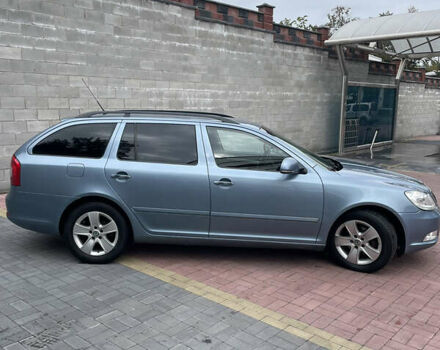 Синий Шкода Октавия, объемом двигателя 1.6 л и пробегом 288 тыс. км за 7500 $, фото 2 на Automoto.ua