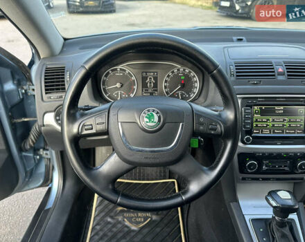 Синій Шкода Октавія, об'ємом двигуна 1.8 л та пробігом 246 тис. км за 9100 $, фото 27 на Automoto.ua