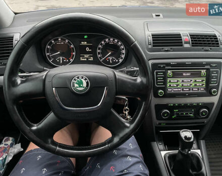 Синій Шкода Октавія, об'ємом двигуна 1.39 л та пробігом 256 тис. км за 8000 $, фото 3 на Automoto.ua