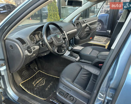 Синій Шкода Октавія, об'ємом двигуна 1.8 л та пробігом 246 тис. км за 9100 $, фото 12 на Automoto.ua