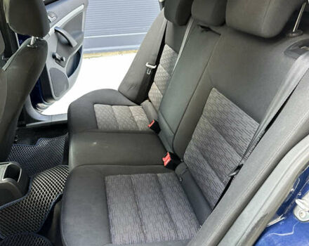 Шкода Октавия 2011 в Ужгороде на Automoto.ua Синий Шкода Октавия, объемом двигателя 1.6 л и пробегом 350 тыс. км за 6200 $, фото 11 на Automoto.ua