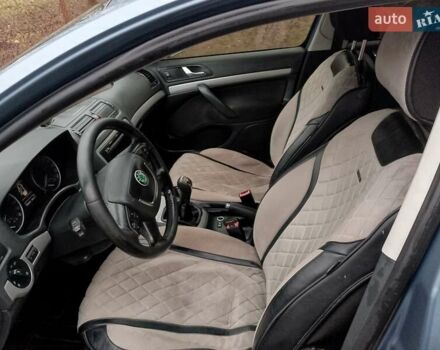 Синий Шкода Октавия, объемом двигателя 2 л и пробегом 299 тыс. км за 7800 $, фото 4 на Automoto.ua