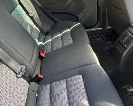 Синий Шкода Октавия, объемом двигателя 1.6 л и пробегом 300 тыс. км за 7500 $, фото 4 на Automoto.ua