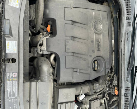 Синий Шкода Октавия, объемом двигателя 1.6 л и пробегом 288 тыс. км за 7500 $, фото 7 на Automoto.ua