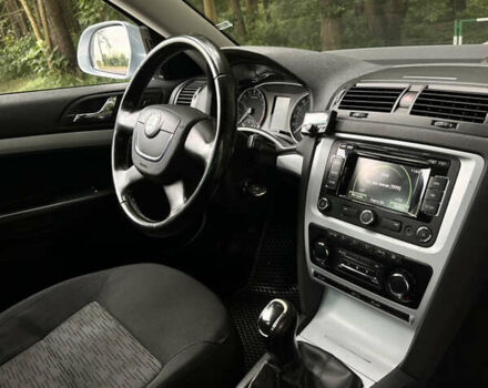 Синий Шкода Октавия, объемом двигателя 1.6 л и пробегом 291 тыс. км за 8300 $, фото 22 на Automoto.ua