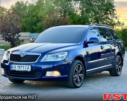 Шкода Октавия 2011 в Кривом Роге на Automoto.ua Синий Шкода Октавия, объемом двигателя 2 л и пробегом 263 тыс. км за 9500 $, фото 8 на Automoto.ua