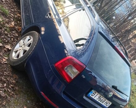 Синий Шкода Октавия, объемом двигателя 1.6 л и пробегом 320 тыс. км за 7000 $, фото 5 на Automoto.ua