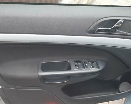 Синий Шкода Октавия, объемом двигателя 1.6 л и пробегом 255 тыс. км за 8500 $, фото 8 на Automoto.ua