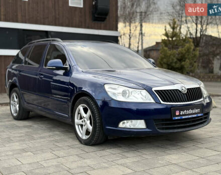 Синий Шкода Октавия, объемом двигателя 1.6 л и пробегом 273 тыс. км за 7500 $, фото 3 на Automoto.ua