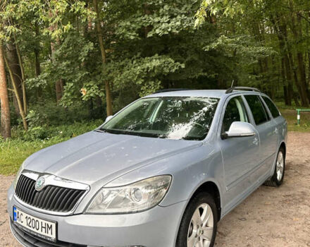 Синий Шкода Октавия, объемом двигателя 1.6 л и пробегом 259 тыс. км за 8300 $, фото 3 на Automoto.ua
