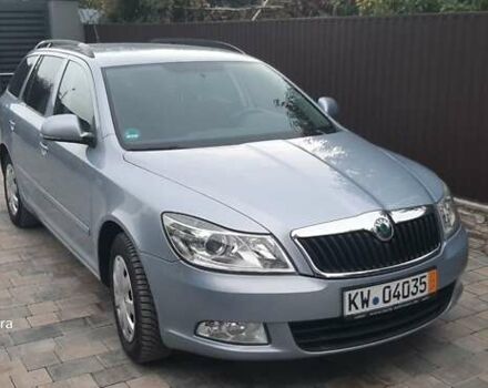 Синий Шкода Октавия, объемом двигателя 1.6 л и пробегом 255 тыс. км за 8500 $, фото 2 на Automoto.ua