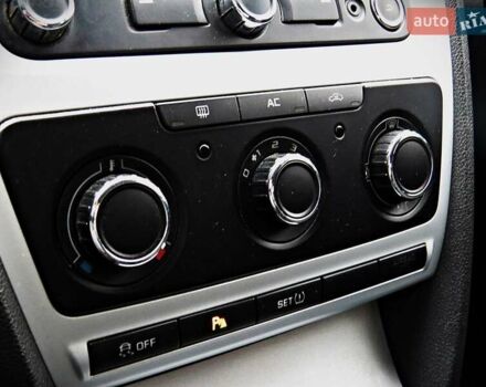 Синій Шкода Октавія, об'ємом двигуна 1.6 л та пробігом 287 тис. км за 7950 $, фото 9 на Automoto.ua