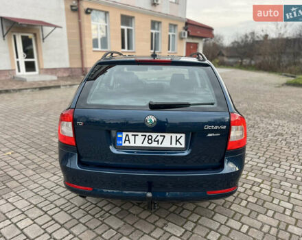 Синий Шкода Октавия, объемом двигателя 1.99 л и пробегом 278 тыс. км за 9350 $, фото 5 на Automoto.ua